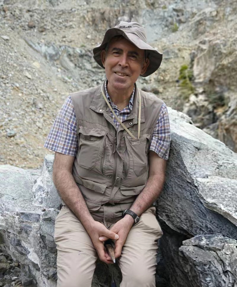 BAIJIALE.COM创新论坛第一千八百四十二讲：Records of processes for subduction initiation, slab roll-back and ophiolite genesis in Turkey: Field, geochemical and  geochronological constraints